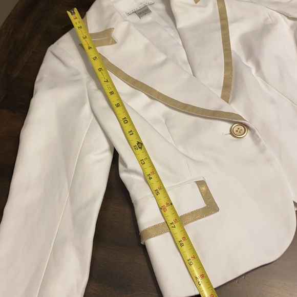 Peter Nygard Jacket - Picture 5 of 13